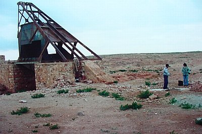 Mibalden_mainEntrance to Underground Works.jpg (37567 byte)