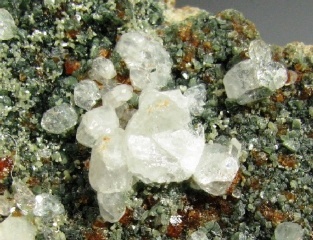 Apatite, Hessonite - Champorcher, Val d'Aosta, Italy