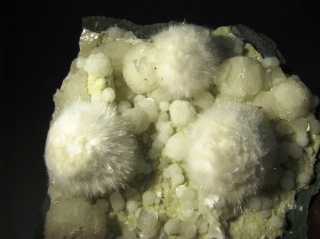 Okenite, Gyrolite - Nashik quarry, Maharashtra, India