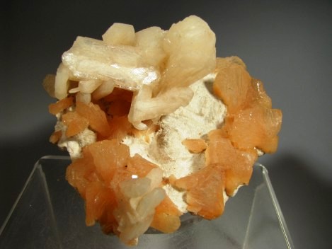 Heulandite, Stilbite - Nasik, India