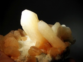 Heulandite, Stilbite - Nasik, India