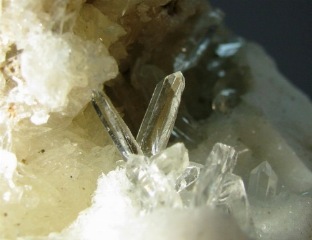 Gypsum  -  Fuentes de Ebro, Zaragoza, Aragón, Spain