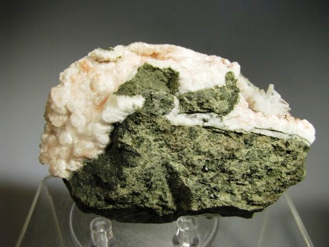 Analcime, Apophyllite - Fassa Valley, Italy