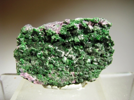 Uvarovite - Saranovskii Mine, Sarany Village, Urals region, Russia