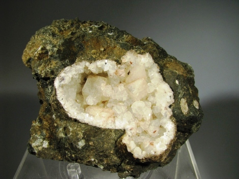 Chabazite-  Alpe di Siusi, Fassa Valley, Italy