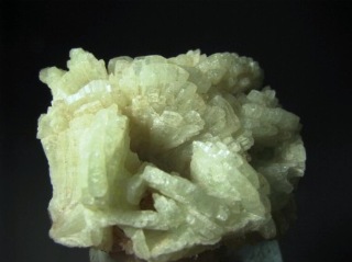 Prehnite  -   Imilchil, High Atlas, Morocco
