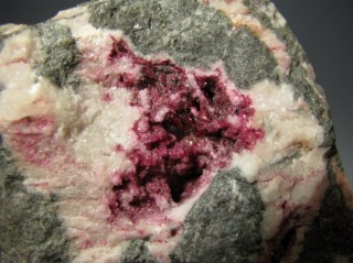 Roselite - Bou Azzer Mine, Morocco
