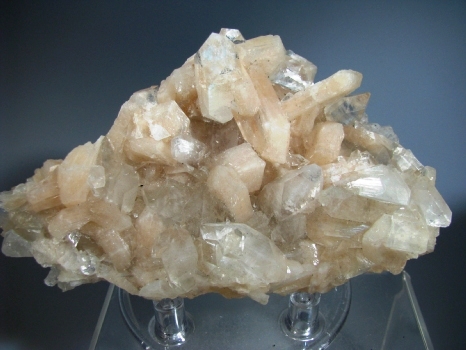 Apophyllite, Stilbite - Jalgaon District, Maharashtra, India